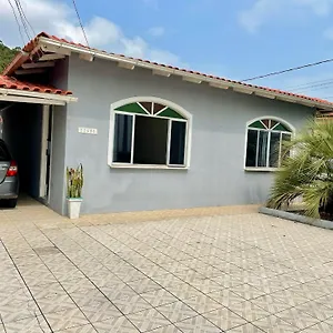 Casa Em Frente Ao Mar No Ribeirao Da Ilha Сasa de vacaciones Florianópolis